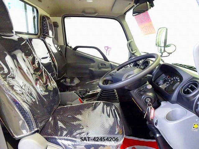 Hino DUTRO 2025-05 2316256-5