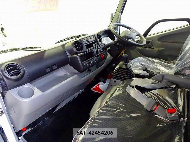 Hino DUTRO 2025-05 2316256-6