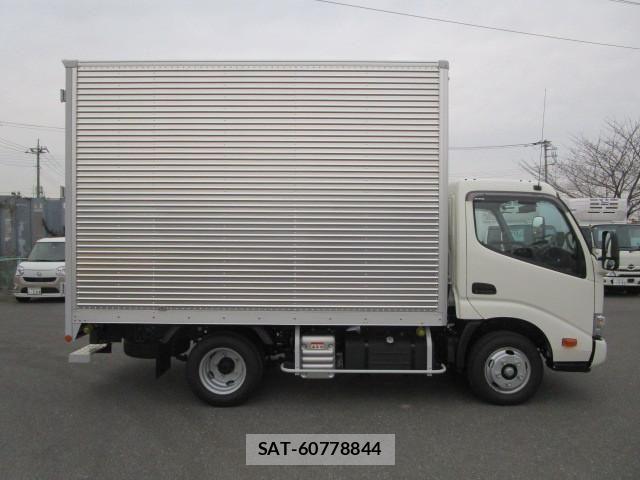 Hino DUTRO 2024-11 2316253-5