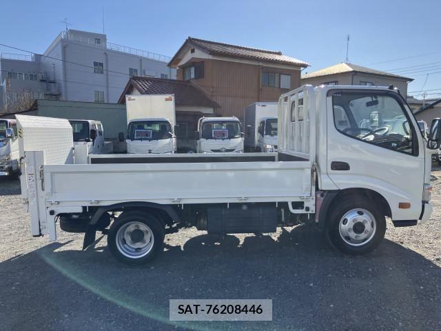 Hino DUTRO 2013-06 2316275-12