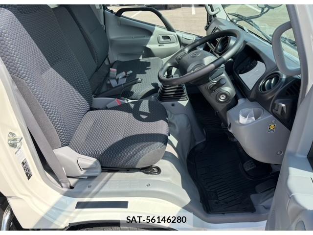 Hino DUTRO 2025-04 2319334-20