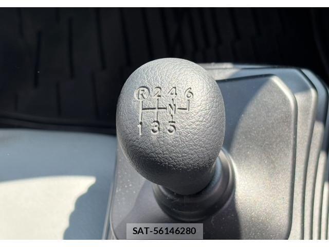 Hino DUTRO 2025-04 2319334-23
