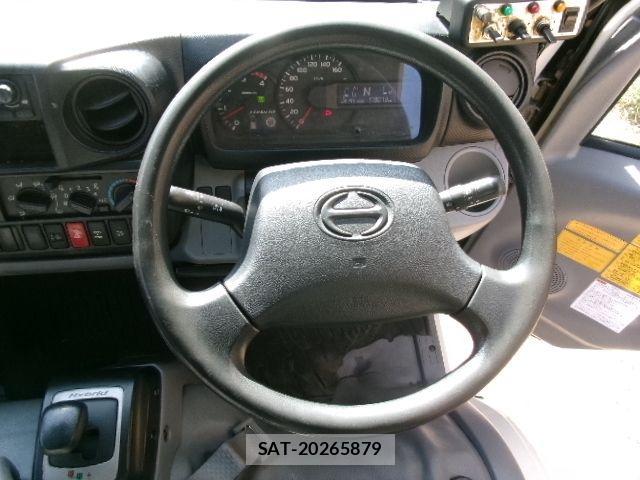 Hino DUTRO 2012-03 2347811-18