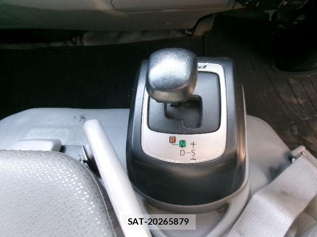 Hino DUTRO 2012-03 2347811-19