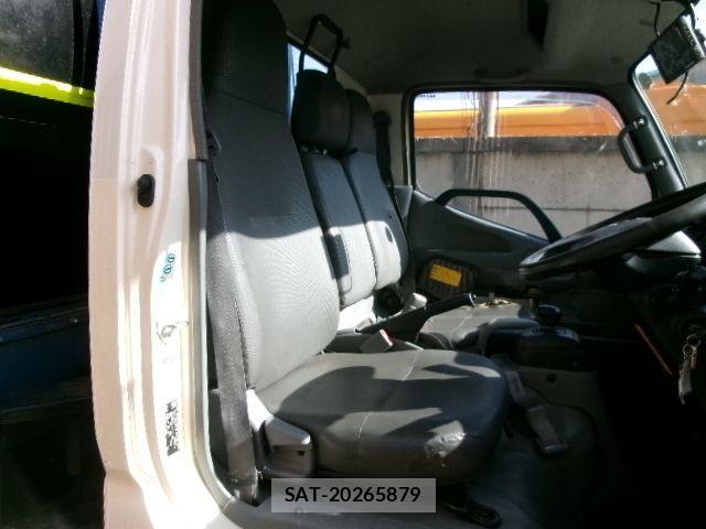 Hino DUTRO 2012-03 2347811-23