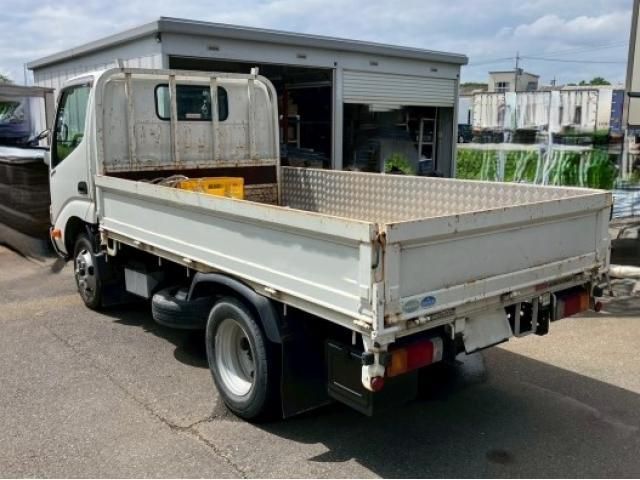 Hino DUTRO 2015-06 2385672-3