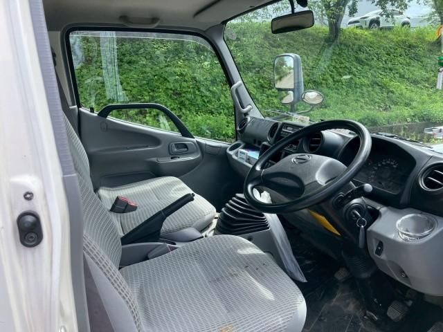 Hino DUTRO 2015-06 2385672-6