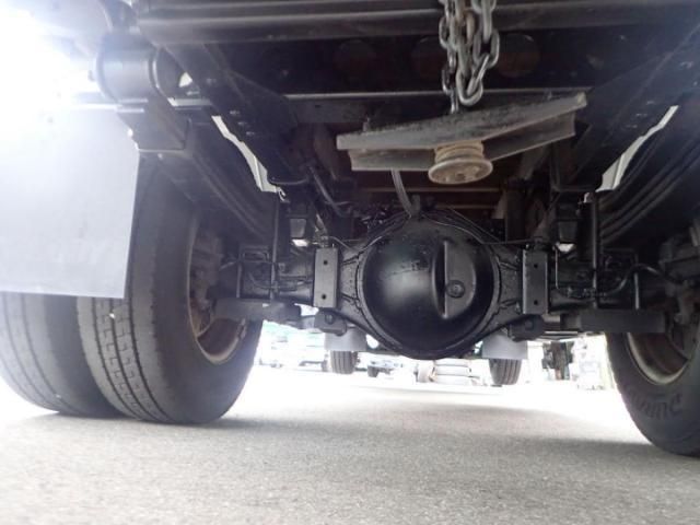 Hino DUTRO 2011-01 2385645-13