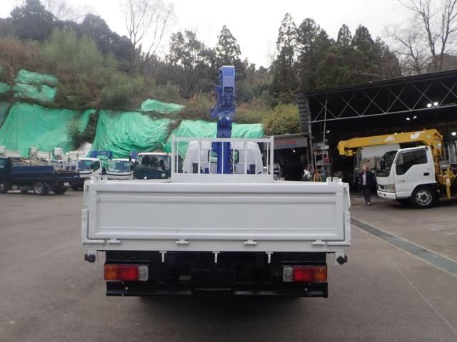 Hino DUTRO 2011-01 2385645-19
