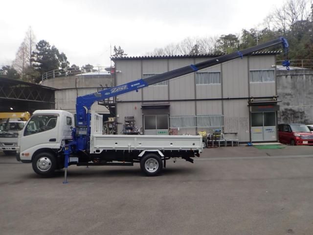 Hino DUTRO 2011-01 2385645-20
