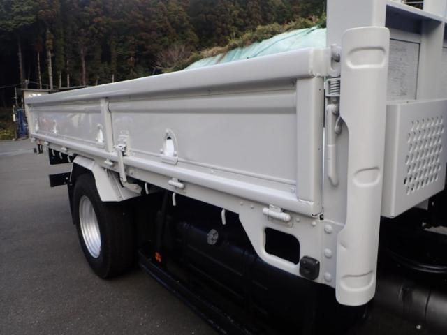 Hino DUTRO 2011-01 2385645-28
