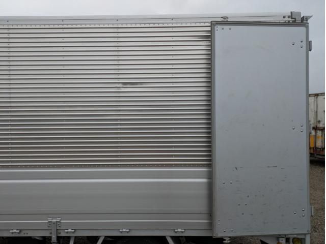 Hino DUTRO 2023-12 2385619-16