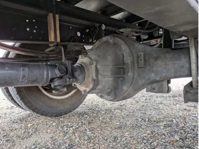 Hino DUTRO 2023-12 2385619-20