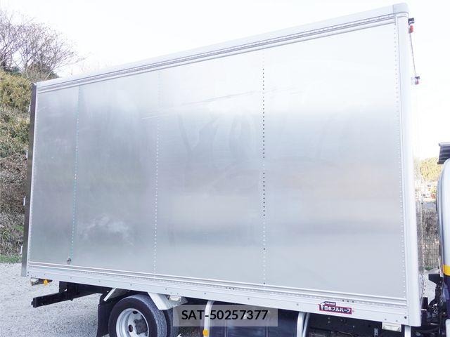 Hino DUTRO 2018-10 2400175-3