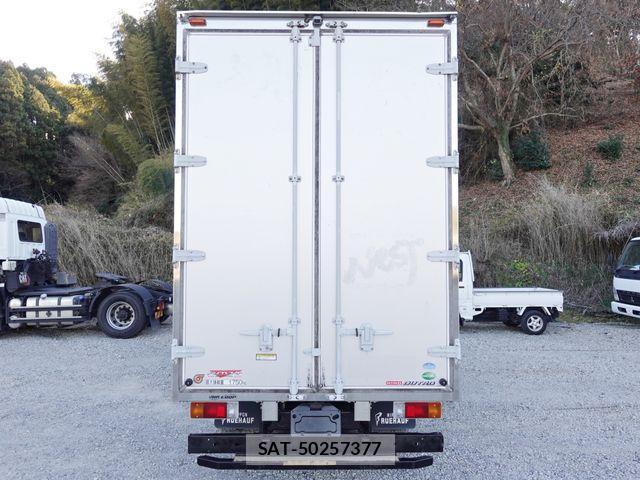 Hino DUTRO 2018-10 2400175-5