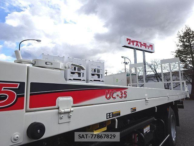 Hino DUTRO 2025-05 2485933-11