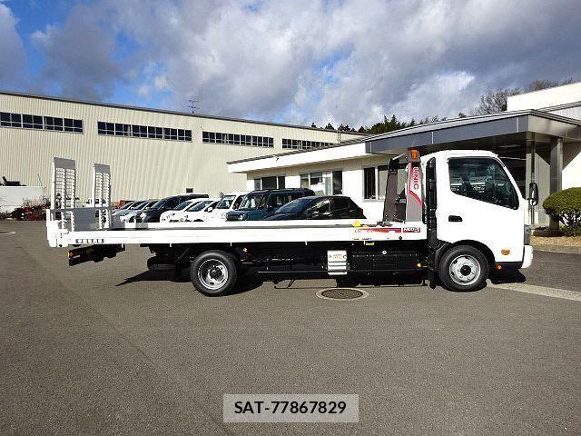 Hino DUTRO 2025-05 2485933-4