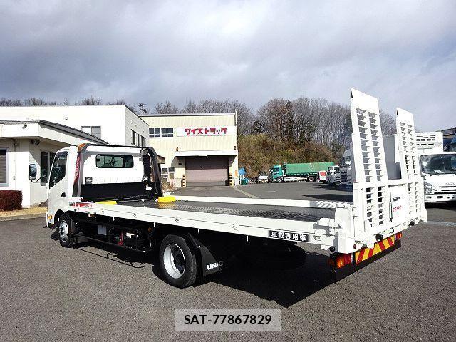 Hino DUTRO 2025-05 2485933-5