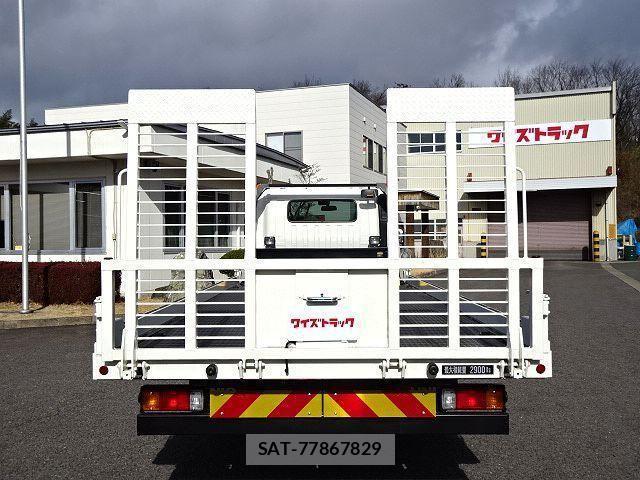Hino DUTRO 2025-05 2485933-6