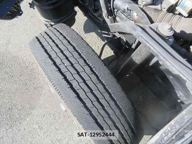 Hino DUTRO 2011-12 2663677-13