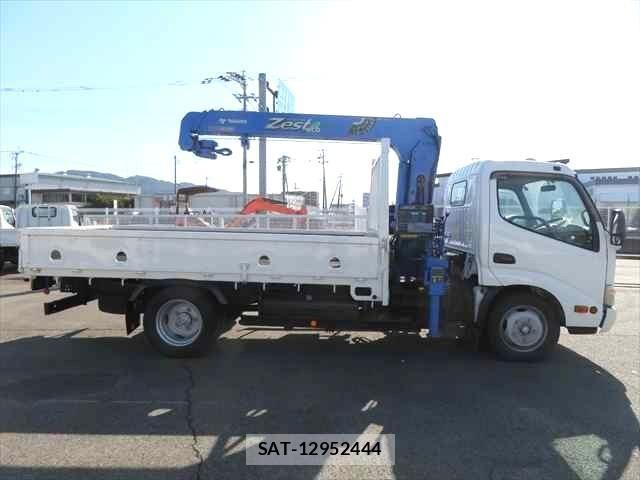 Hino DUTRO 2011-12 2663677-4