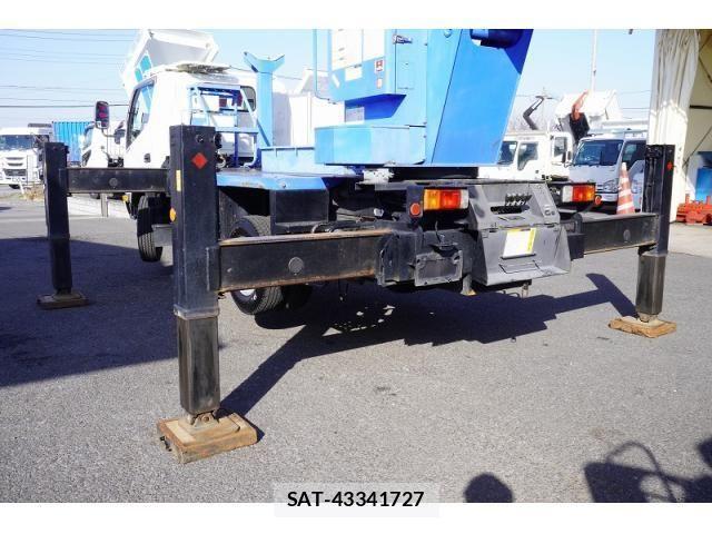 Hino DUTRO 2013-09 2663643-22
