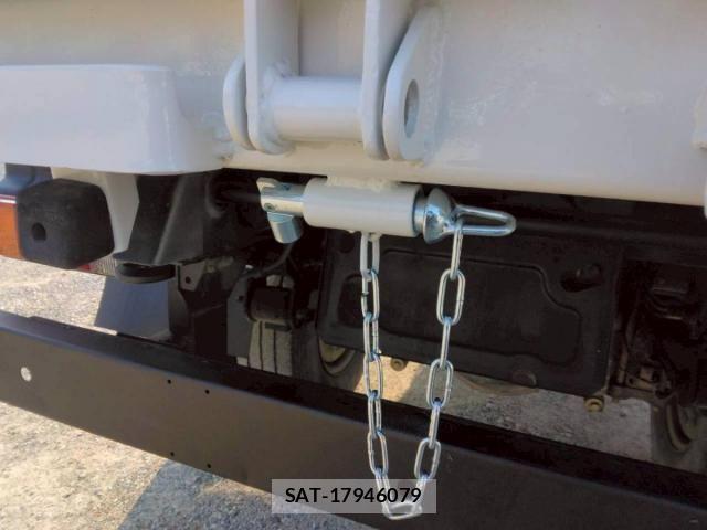 Hino DUTRO 2016-12 2663657-23