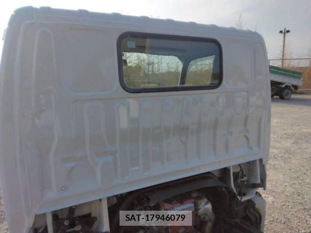 Hino DUTRO 2016-12 2663657-25
