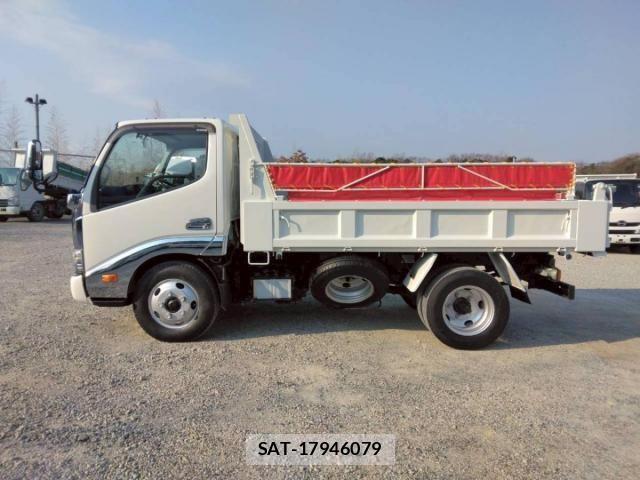 Hino DUTRO 2016-12 2663657-3