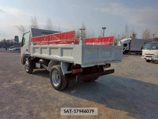 Hino DUTRO 2016-12 2663657-4