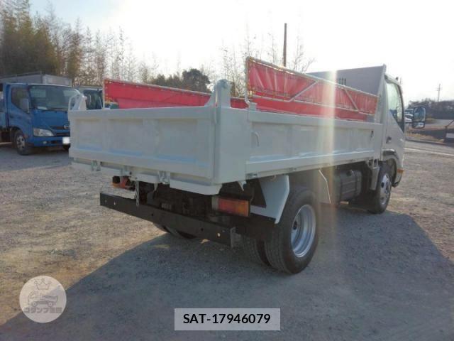 Hino DUTRO 2016-12 2663657-6