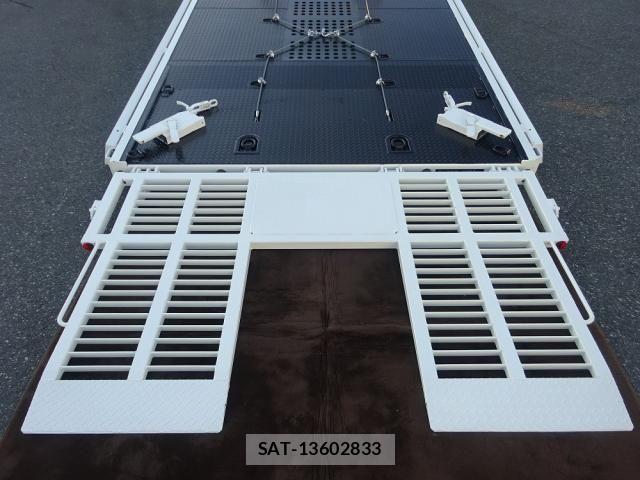 Hino DUTRO 2025-05 2663621-18