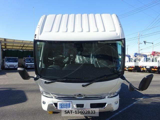 Hino DUTRO 2025-05 2663621-29