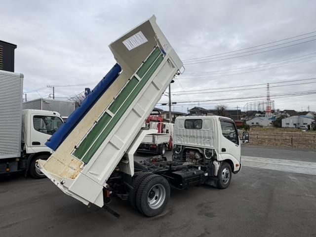 Hino DUTRO 2019-03 2709357-12