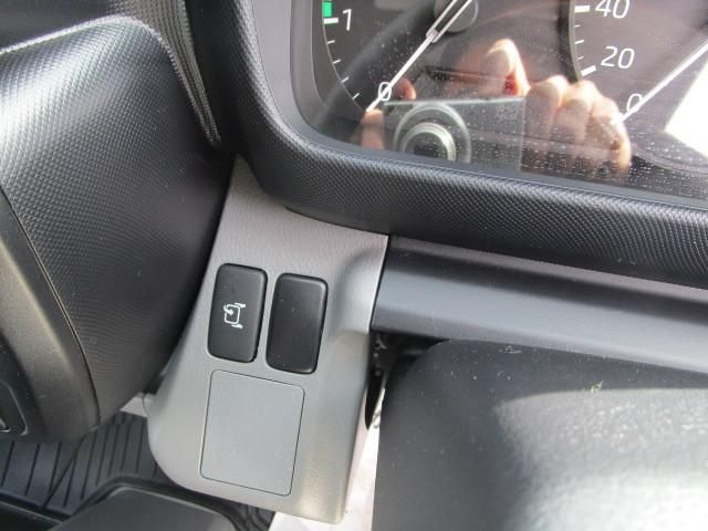 Hino DUTRO 2024-12 2709352-19