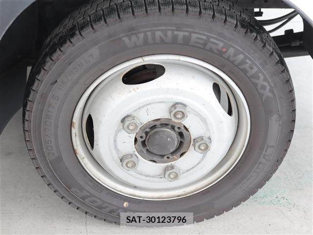 Hino DUTRO 2020-07 2828631-9