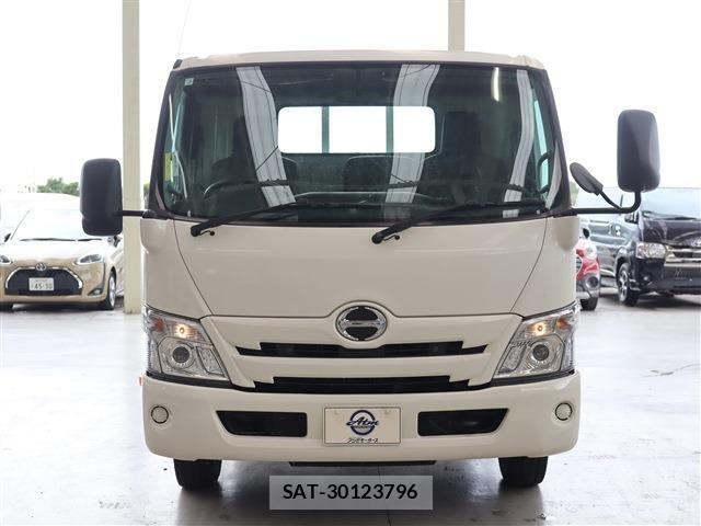 Hino DUTRO 2020-07 2828631-20