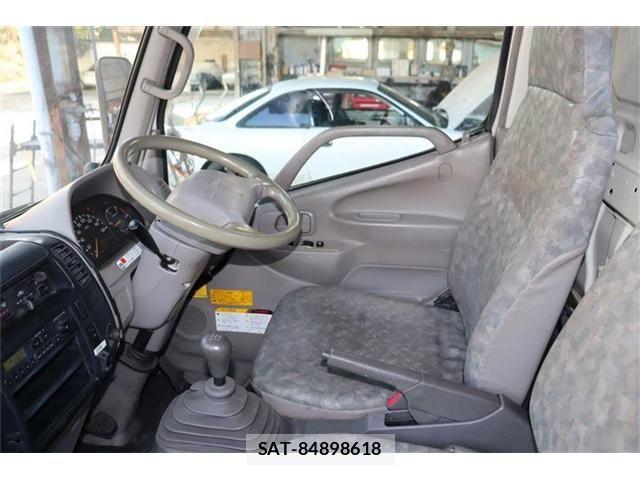 Hino DUTRO 2005-12 2828637-1