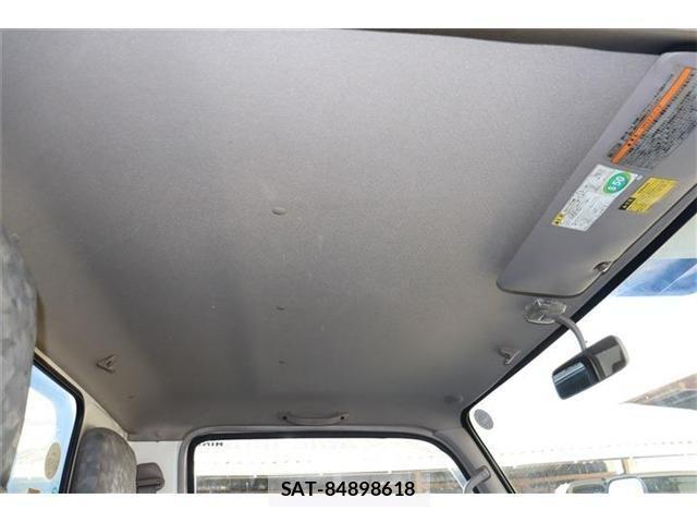 Hino DUTRO 2005-12 2828637-26