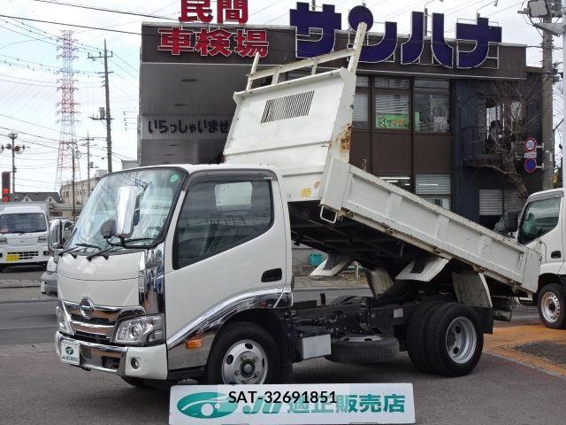 Hino DUTRO 2022-02 2828624-0