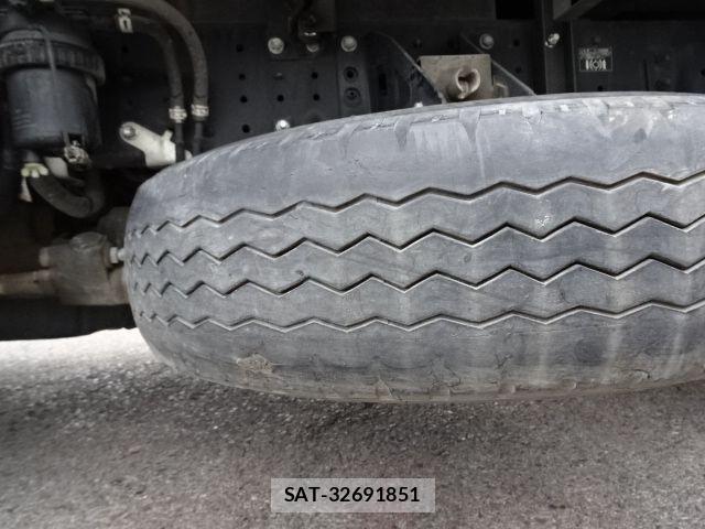 Hino DUTRO 2022-02 2828624-20