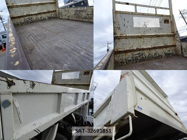 Hino DUTRO 2022-02 2828624-6