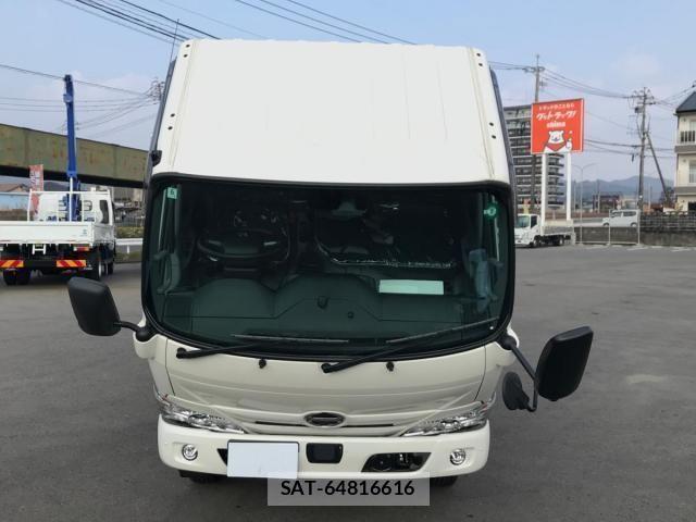 Hino DUTRO 2025-06 2960370-19