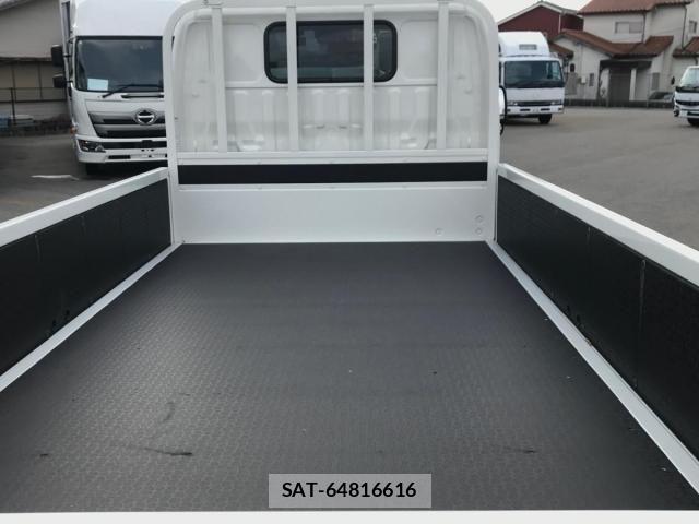 Hino DUTRO 2025-06 2960370-6
