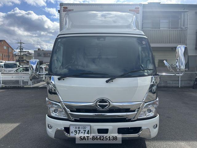 Hino DUTRO 2025-06 3064944-0