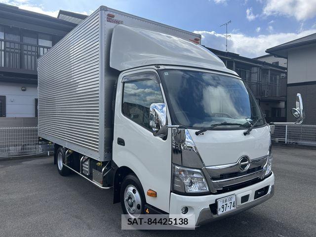 Hino DUTRO 2025-06 3064944-2