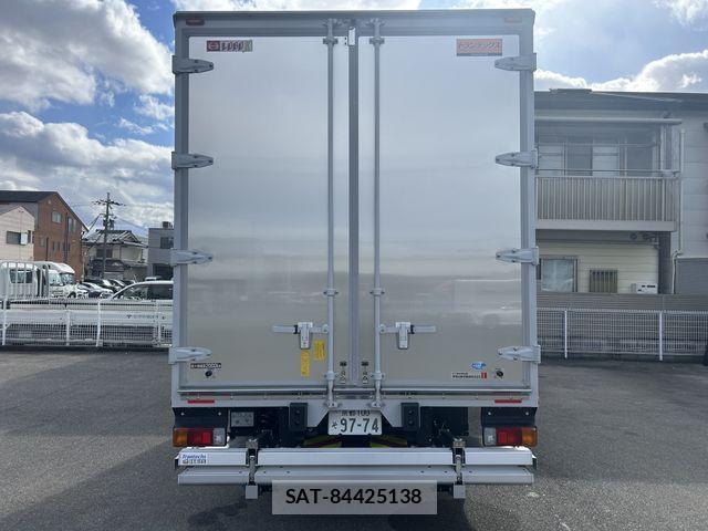 Hino DUTRO 2025-06 3064944-7