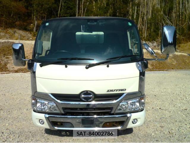 Hino DUTRO 2019-03 3064948-1