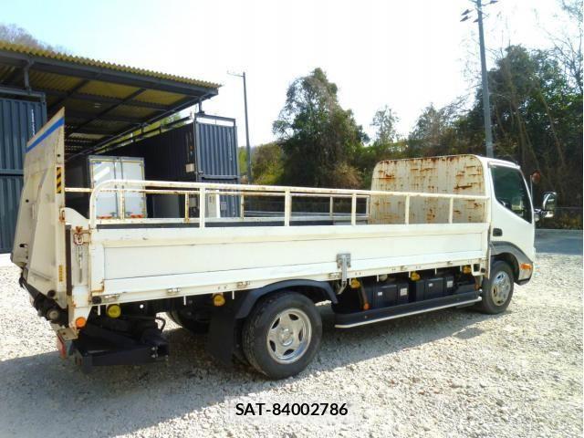 Hino DUTRO 2019-03 3064948-3