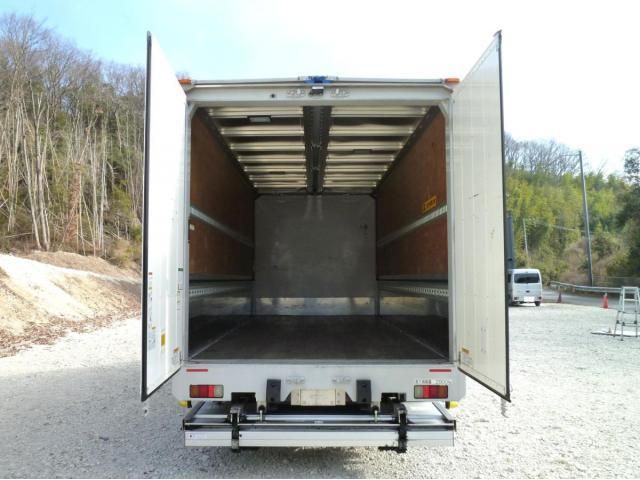 Hino DUTRO 2022-10 3292659-9